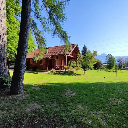 Silent Orchard Tatil Evi